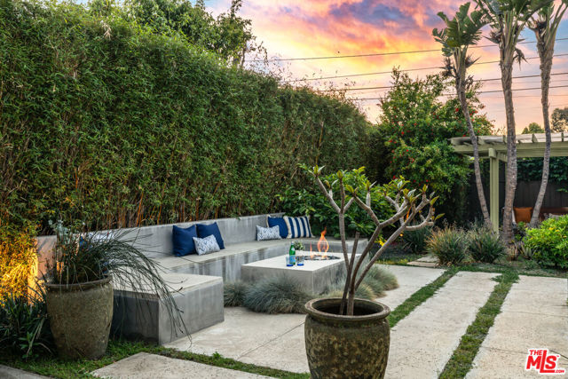 1741 Pier Avenue, Santa Monica CA: https://media.crmls.org/mediaz/dfd38390-96bb-4bd3-b06a-da89e7f117d0.jpg