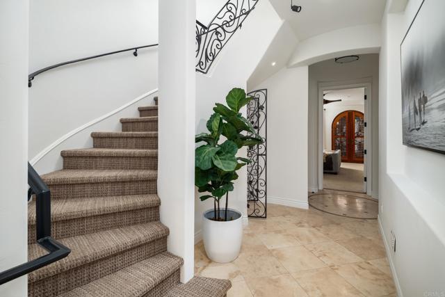 238 Date Ave, Carlsbad CA: https://media.crmls.org/mediaz/dfd51d5b-af51-4c3b-8904-e36335e55e5a.jpg