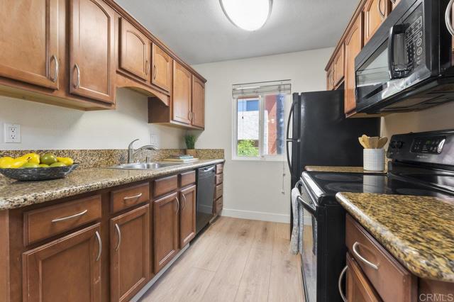 Detail Gallery Image 15 of 36 For 4455 Home Ave #7,  San Diego,  CA 92105 - 2 Beds | 1/1 Baths