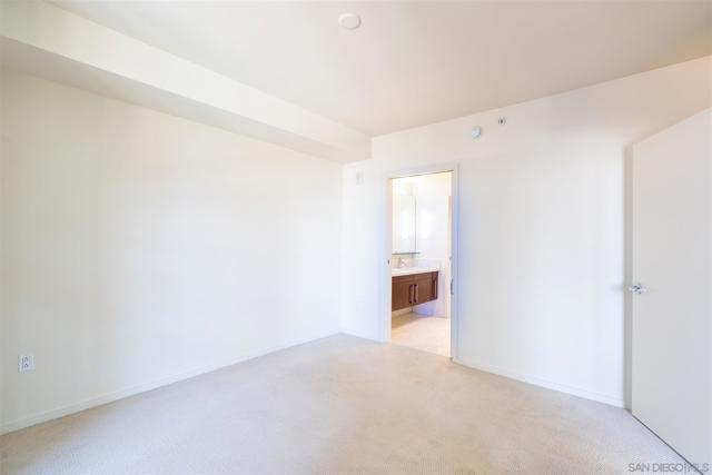 321 10th ave, San Diego CA: https://media.crmls.org/mediaz/dfd5904c-a55b-4267-8e01-6b680f6dd925.jpg