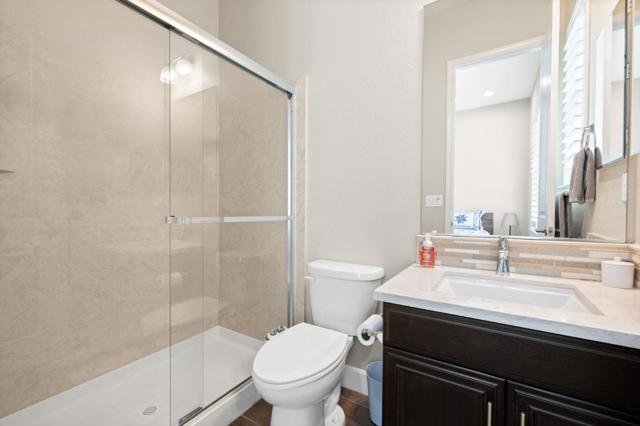 36 Freeport Court, Discovery Bay CA: https://media.crmls.org/mediaz/dfd641c2-1077-4fcc-9431-702c8c9a5779.jpg