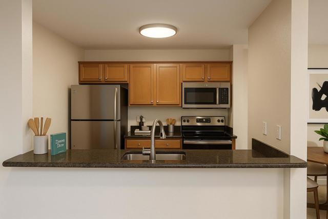 3353 Foxtail Terrace, Fremont CA: https://media.crmls.org/mediaz/dfd685f4-55d1-430f-99d4-ba90e2d9fa76.jpg