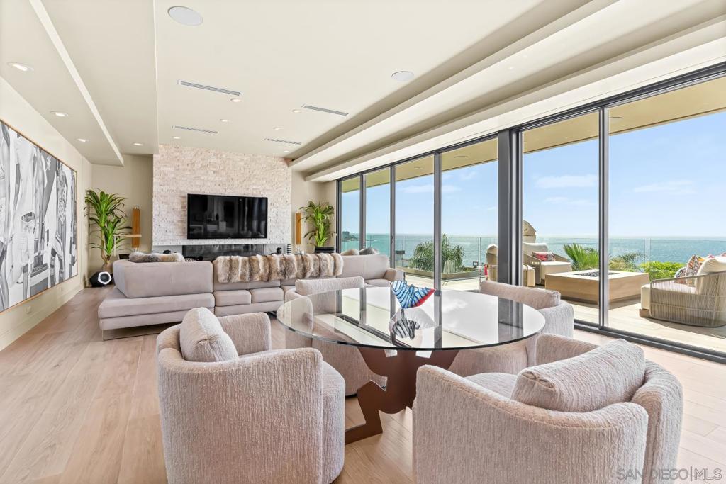 MLS #250035540SD image #16