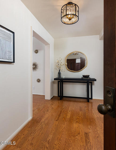 Detail Gallery Image 3 of 27 For 809 S Orange Grove Bld, Pasadena,  CA 91105 - 3 Beds | 2/2 Baths