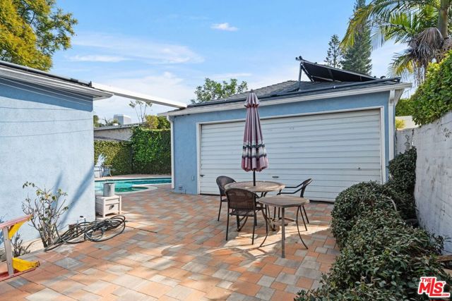 920 Genesee Avenue, Los Angeles, California 90036, 3 Bedrooms Bedrooms, ,2 BathroomsBathrooms,Single Family Residence,For Sale,Genesee,24357129