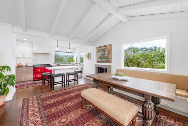 20 Madrone Avenue, Moss Beach CA: https://media.crmls.org/mediaz/dfd89077-3113-4e20-bb33-9e53babe7d16.jpg