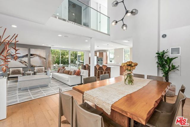 2736 Armacost Avenue, Los Angeles CA: https://media.crmls.org/mediaz/dfd8b855-b45a-42f7-81a4-162e89b20713.jpg