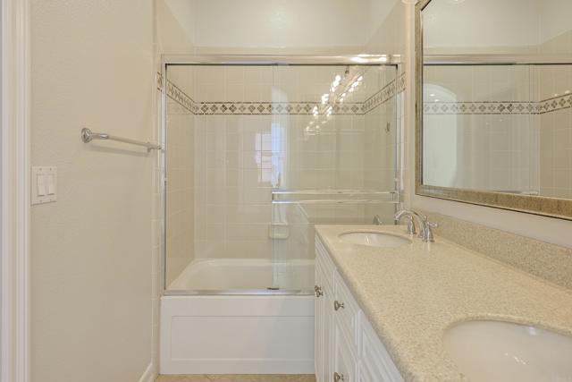 Detail Gallery Image 31 of 48 For 14125 Brent Wilsey Pl #1,  San Diego,  CA 92128 - 2 Beds | 2 Baths