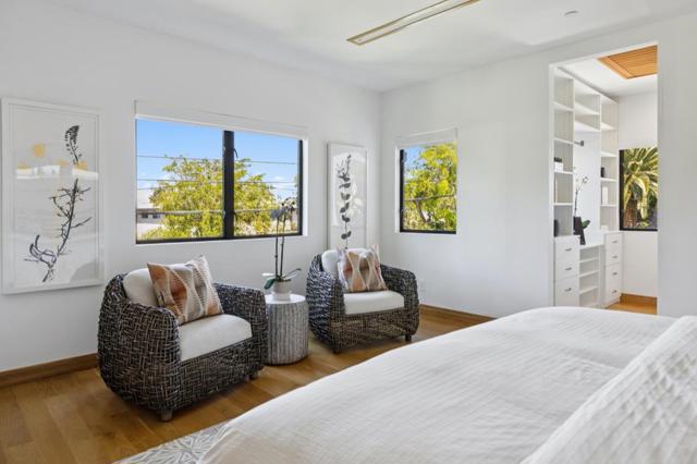 33 Highland Avenue, Burlingame CA: https://media.crmls.org/mediaz/dfdacfa2-b483-40d7-84d2-2ee2e28c9680.jpg