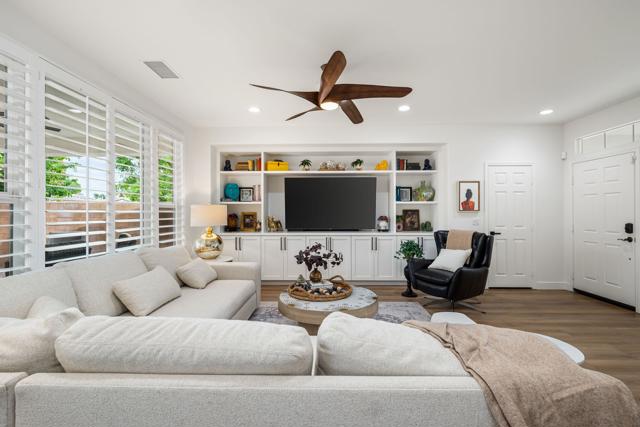 81810 La Paz Court, La Quinta CA: https://media.crmls.org/mediaz/dfdaf54a-ed83-4af6-b93b-aff9d09a388e.jpg