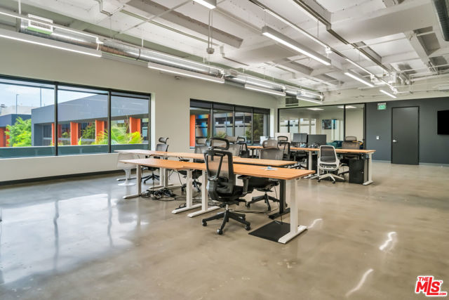  Commercial for Sale in El Segundo, California