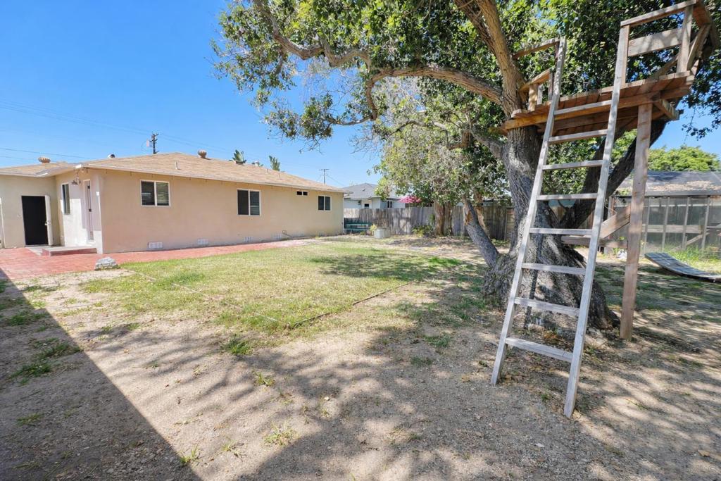 1430 Marshall Street - photo 17