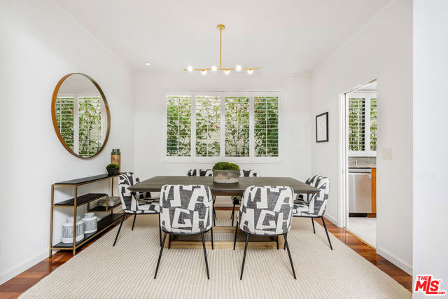 1830 Westholme Avenue, Los Angeles CA: https://media.crmls.org/mediaz/dfdc795e-f7ec-4ed4-aded-3e915e26ce94.jpg