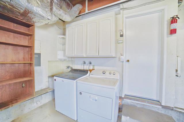 335 Grove Street, Half Moon Bay CA: https://media.crmls.org/mediaz/dfdc7bd2-0889-4333-8816-c5a6f2ec614b.jpg