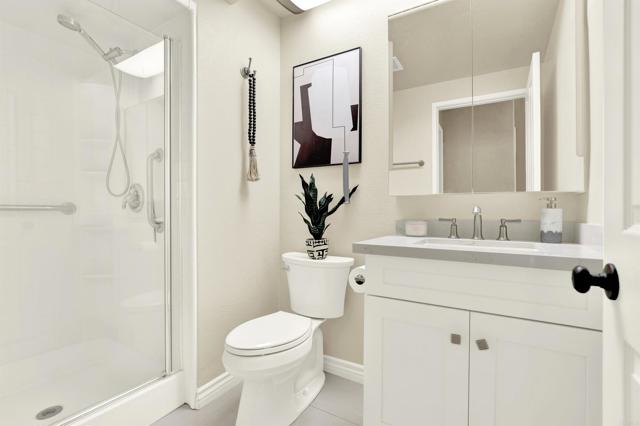Detail Gallery Image 33 of 65 For 13611 Tradition St, San Diego,  CA 92128 - 4 Beds | 3 Baths