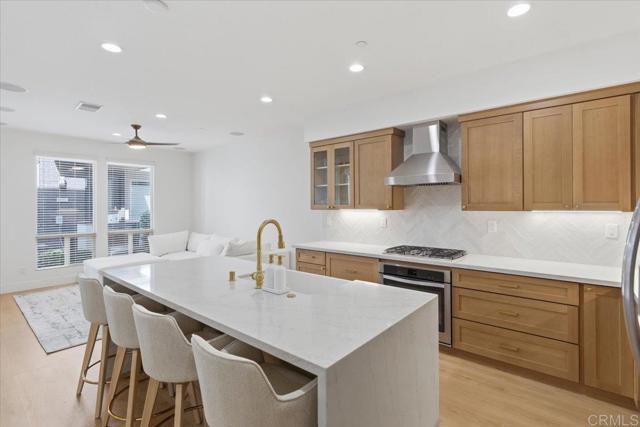 Detail Gallery Image 8 of 48 For 2510 Aperture Circle, San Diego,  CA 92108 - 3 Beds | 2/1 Baths