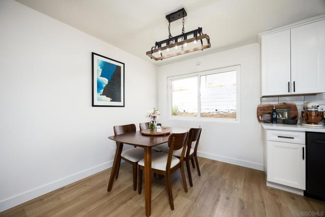 1210 Maria Ave, Spring Valley CA: https://media.crmls.org/mediaz/dfde54b2-3521-4245-841e-f0155e10a0cd.jpg