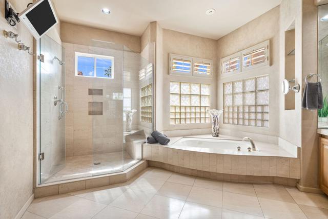 Image 38 of 76 For 682 Elk Clover Circle