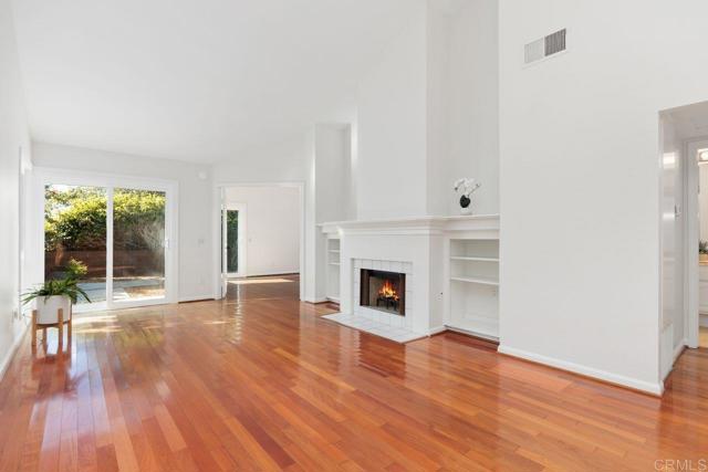 814 Okra Court, Carlsbad CA: https://media.crmls.org/mediaz/dfdf54e4-45d1-413e-a277-19aa8c9e6f69.jpg