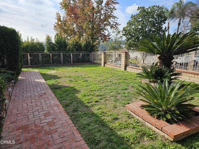 Detail Gallery Image 5 of 38 For 2320 Hill Dr, Los Angeles,  CA 90041 - 3 Beds | 2 Baths