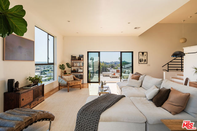 Image 10 of 38 For 4052 Jennings Drive