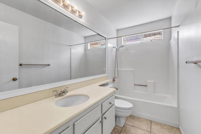 Detail Gallery Image 21 of 31 For 1374 Serena Circle #1,  Chula Vista,  CA 91910 - 3 Beds | 2/1 Baths