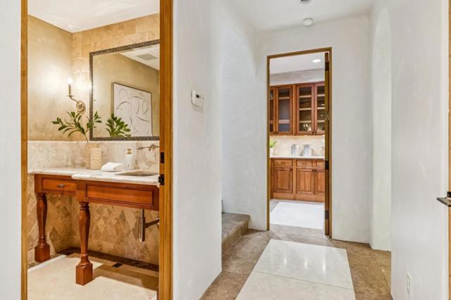 90 Reservoir Road, Los Gatos CA: https://media.crmls.org/mediaz/dfe35216-3779-4e14-bcf3-2a475c50bedc.jpg