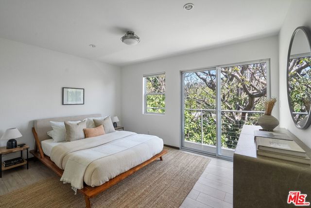 2465 N Gower Street, Los Angeles CA: https://media.crmls.org/mediaz/dfe4f5f1-c878-4a6f-8c88-63d42fc7324e.jpg