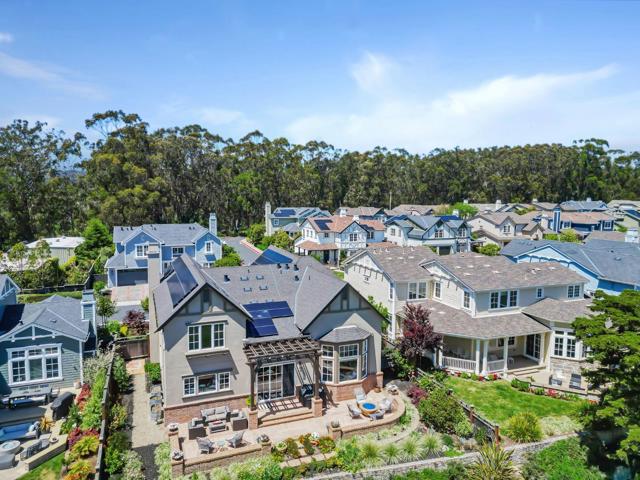 121 Carnoustie Drive, Half Moon Bay CA: https://media.crmls.org/mediaz/dfe5079b-3272-4a26-b457-de8d770f350c.jpg