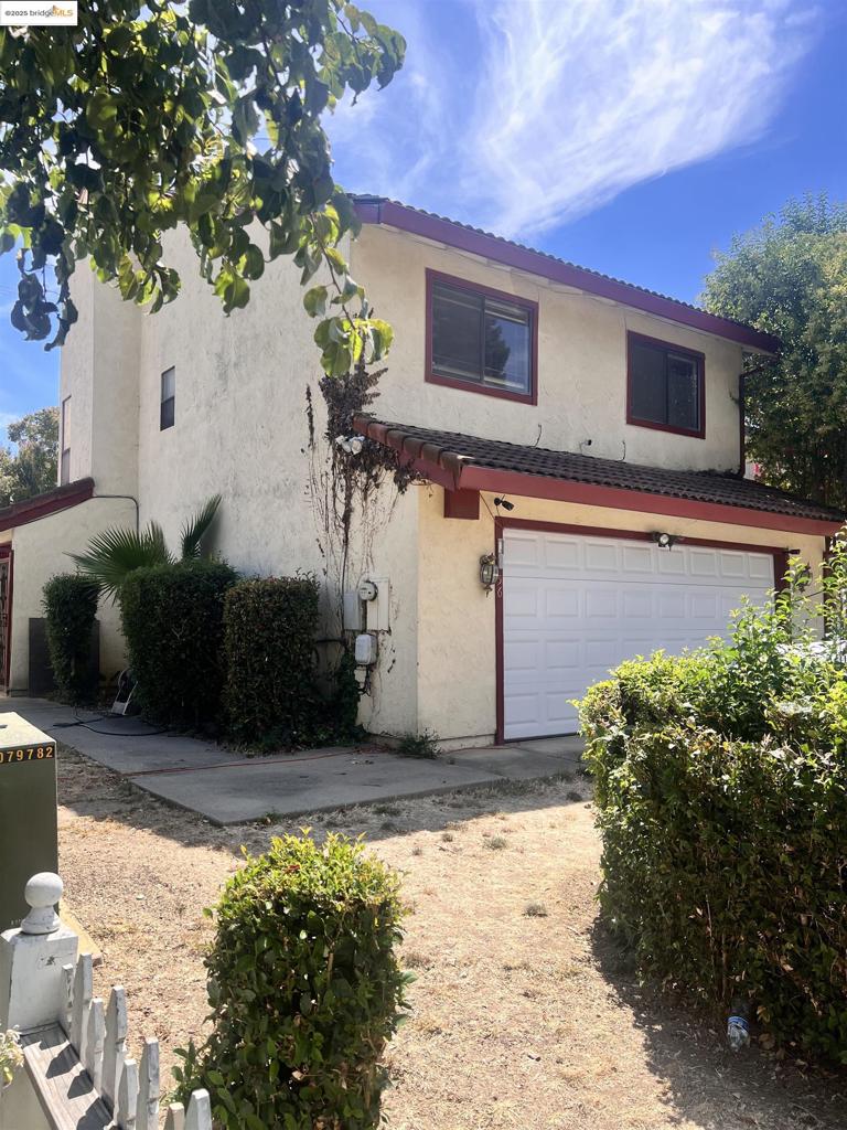56 Ishi Cir
