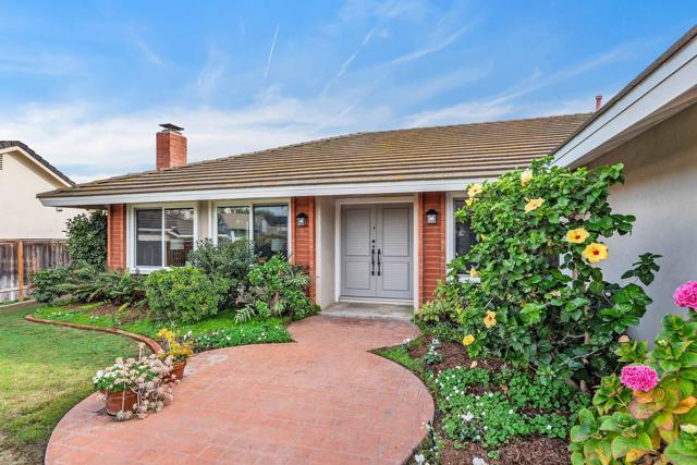 12635 Pacato Circle S, San Diego CA: https://media.crmls.org/mediaz/dfe5eb0f-bcd7-4c1a-a9d8-c75e5c9c1f4c.jpg