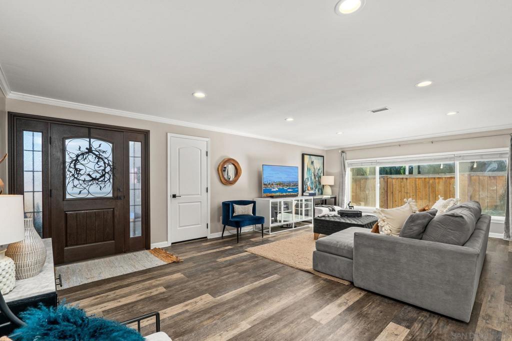 Dfe60F19 0214 4150 8187 350F23578Aa8 8347 Carlton Oaks Dr., Santee, Ca 92071 &Lt;Span Style='BackgroundColor:transparent;Padding:0Px;'&Gt; &Lt;Small&Gt; &Lt;I&Gt; &Lt;/I&Gt; &Lt;/Small&Gt;&Lt;/Span&Gt;