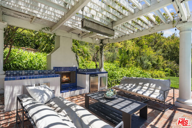 Drew Fenton | 10981 Bellagio Road Los Angeles CA | MLS: 7860268