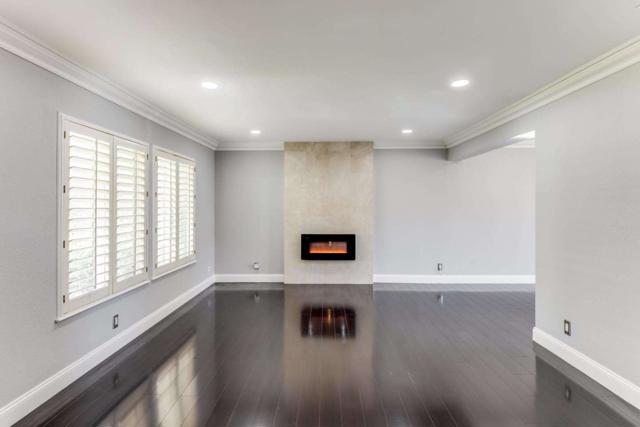 3452 Charing Cross Lane, San Jose CA: https://media.crmls.org/mediaz/dfe7630b-d40c-4725-bd10-d79f5276ca7d.jpg