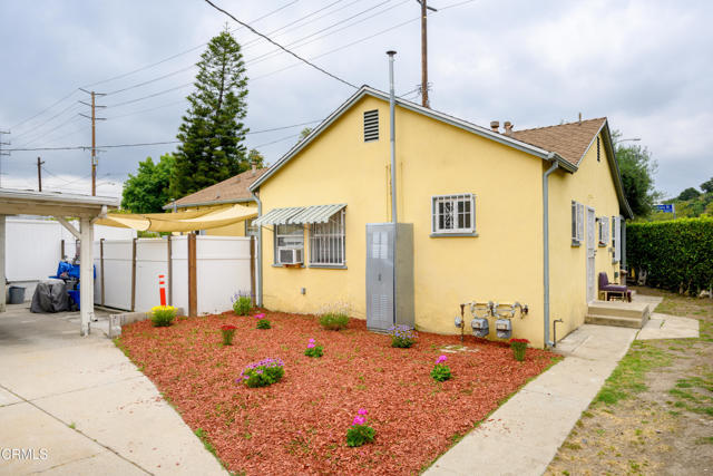 5621 Carlota Boulevard, Los Angeles CA: https://media.crmls.org/mediaz/dfe91d0e-6d56-4b18-87bd-b753df7b3d59.jpg