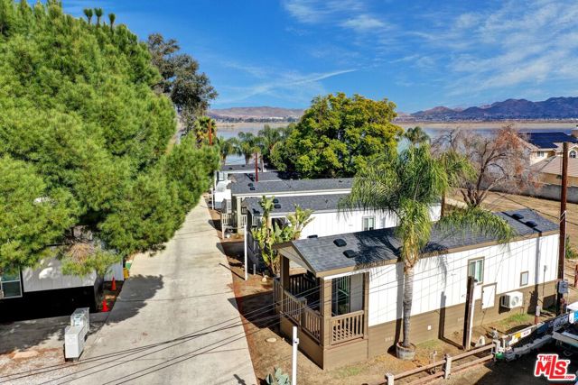 Image 5 of 16 For 17650 Grand Avenue 204