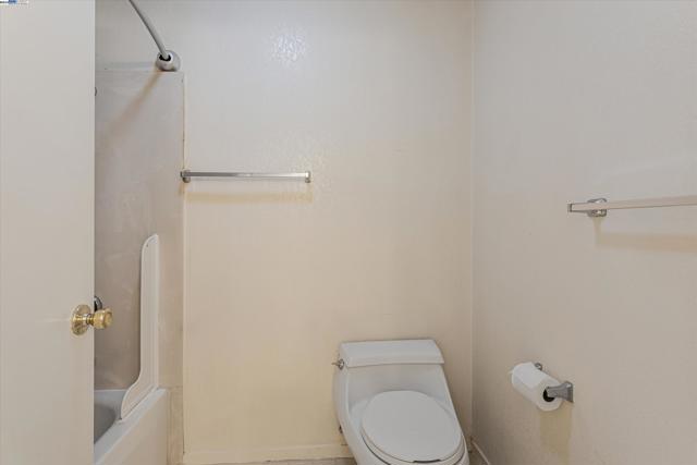 Image 27 of 40 For 1741 Abington Ct