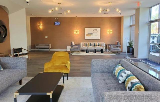 3060 6th Avenue, San Diego CA: https://media.crmls.org/mediaz/dfea2e6b-b18e-418a-80b3-d351edfd7f3d.jpg