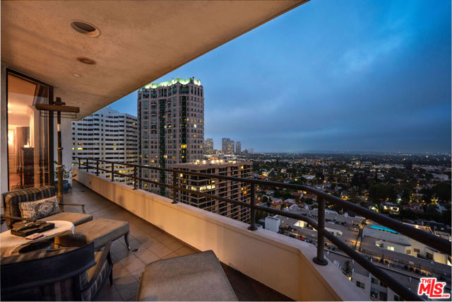 10601 Wilshire Boulevard, Los Angeles CA: https://media.crmls.org/mediaz/dfea9ee9-a5ca-493e-894c-7b3f5fd2f8fc.jpg