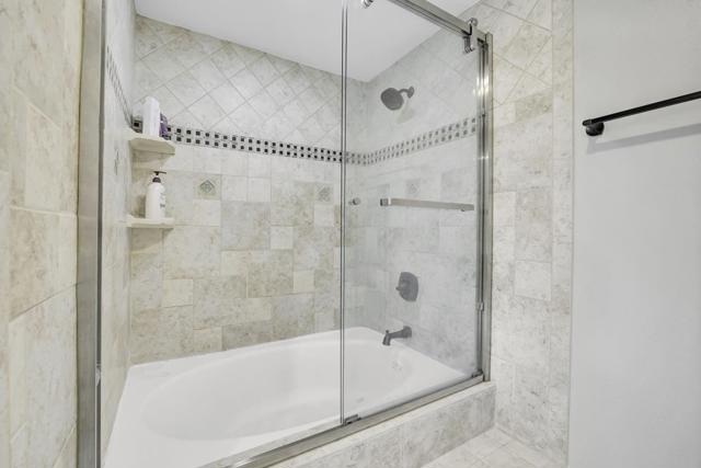 5391 Black Avenue, Pleasanton CA: https://media.crmls.org/mediaz/dfec3d2b-69fa-4320-81c3-0838754da34e.jpg