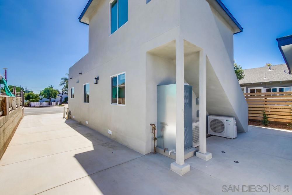 MLS #250040243SD image #12