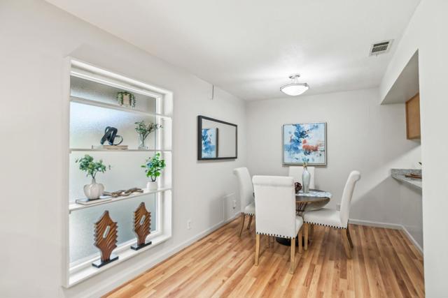 205 W Red Oak Drive, Sunnyvale CA: https://media.crmls.org/mediaz/dfecea77-2be8-4d0a-bde6-e4820c8d0cba.jpg