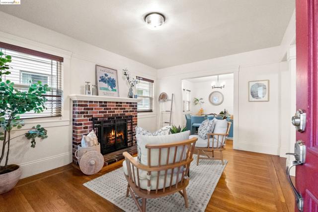 Image 4 of 48 For 6021 Monadnock Way