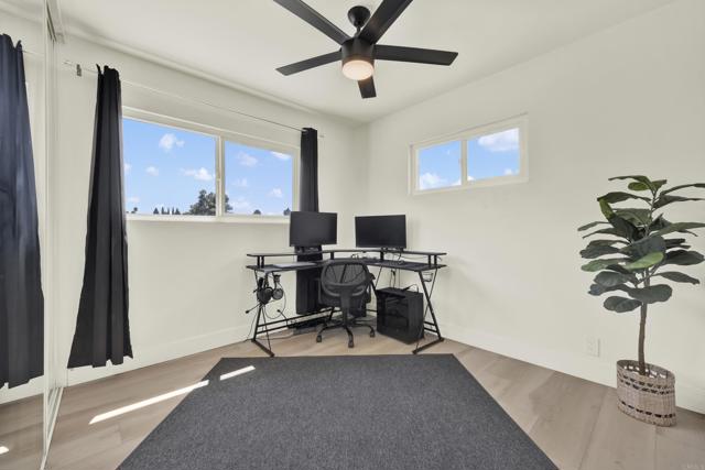 231 Cananea Street, Vista CA: https://media.crmls.org/mediaz/dfed316d-6e90-4c89-b9e7-3608c1d14867.jpg