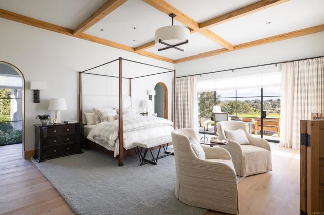 17845 Via de Fortuna, Rancho Santa Fe CA: https://media.crmls.org/mediaz/dfed898f-7a0a-4b3c-8e28-219d50c8f88c.jpg
