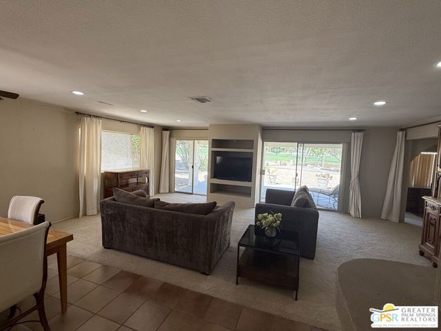 64670 Pinehurst Circle, Desert Hot Springs CA: https://media.crmls.org/mediaz/dfefa267-181a-4f9d-93b7-33735e9598be.jpg