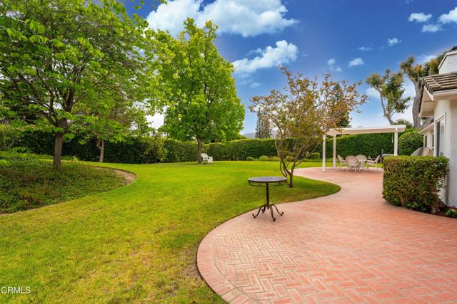6861 Aviano Drive, Camarillo CA: https://media.crmls.org/mediaz/dff013b4-aebb-4705-a470-974229d24dd7.jpg