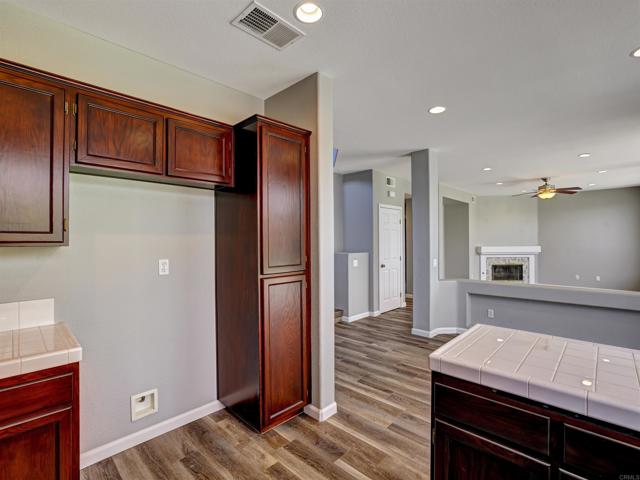 Detail Gallery Image 13 of 51 For 13467 Leafwood Dr, Corona,  CA 92883 - 4 Beds | 3 Baths