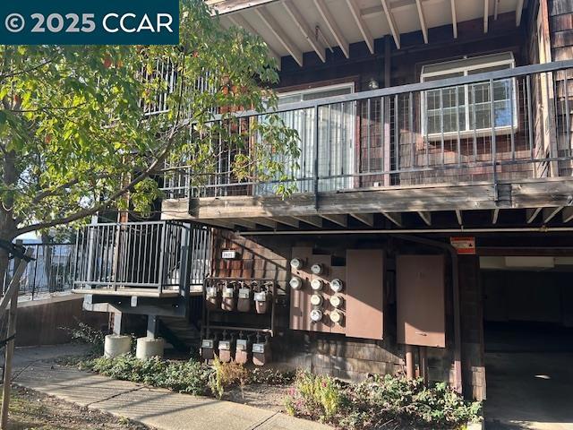 1975 Bonifacio St, Concord CA: https://media.crmls.org/mediaz/dff2294f-cc40-44e1-9870-d9322daa78c1.jpg