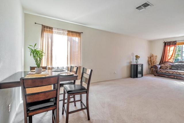 1433 Brahma Street, Patterson CA: https://media.crmls.org/mediaz/dff26fc8-eb16-4091-9fe6-523aab20077b.jpg